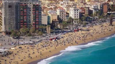 Tour "La secretos de la Barceloneta: de isla de arena a barrio popular"