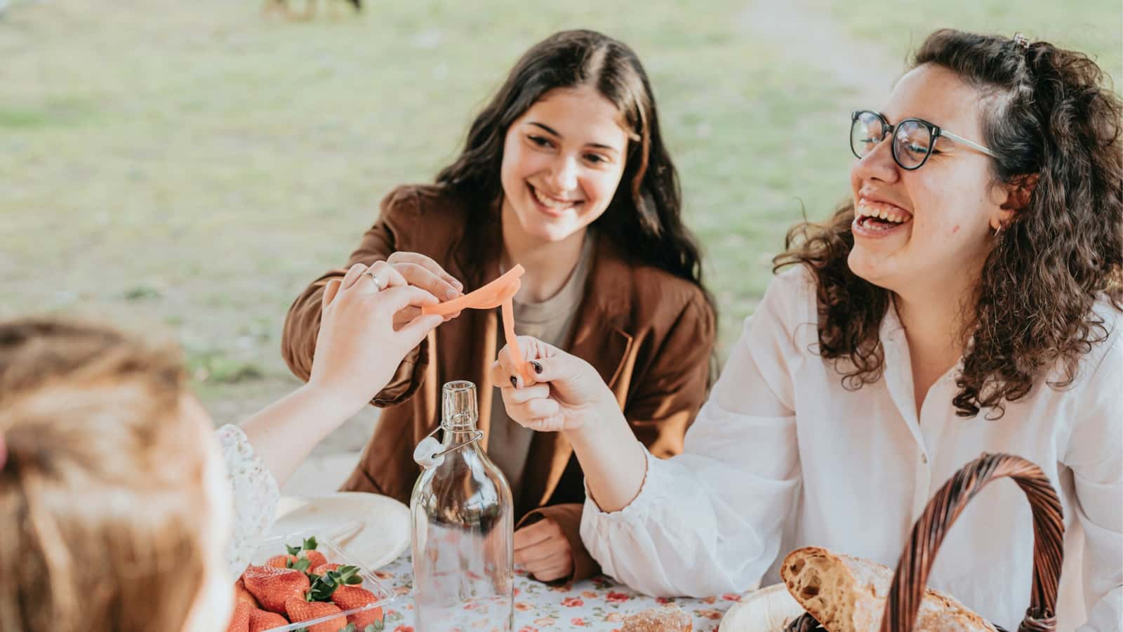 [Women Only] Singles Therapy Dinner: Shitty Dating Stories & Real Talk Welcome!