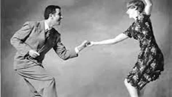 FREE Sundays East & West Coast Swing Lessons Text Required before 512-296-5678