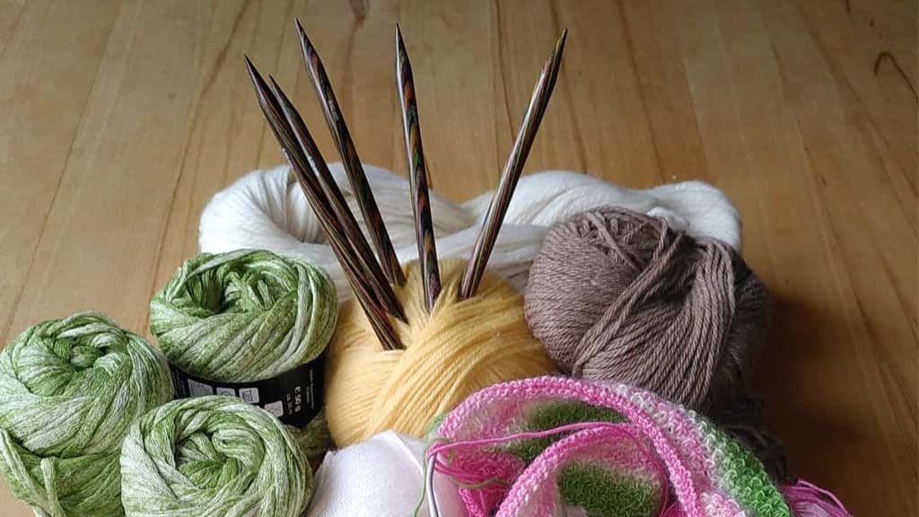 Handarbeitsgruppe/ Crochet & Knitting Group