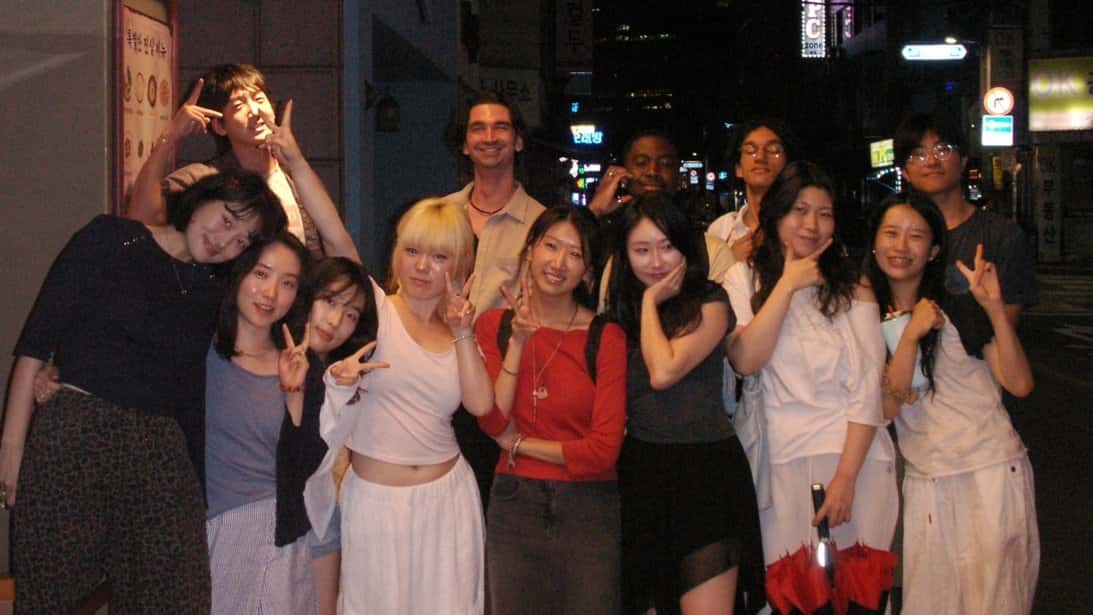 Meeting New Korean Friends In Jamsil, Seoul (Free Only for Foreigners)