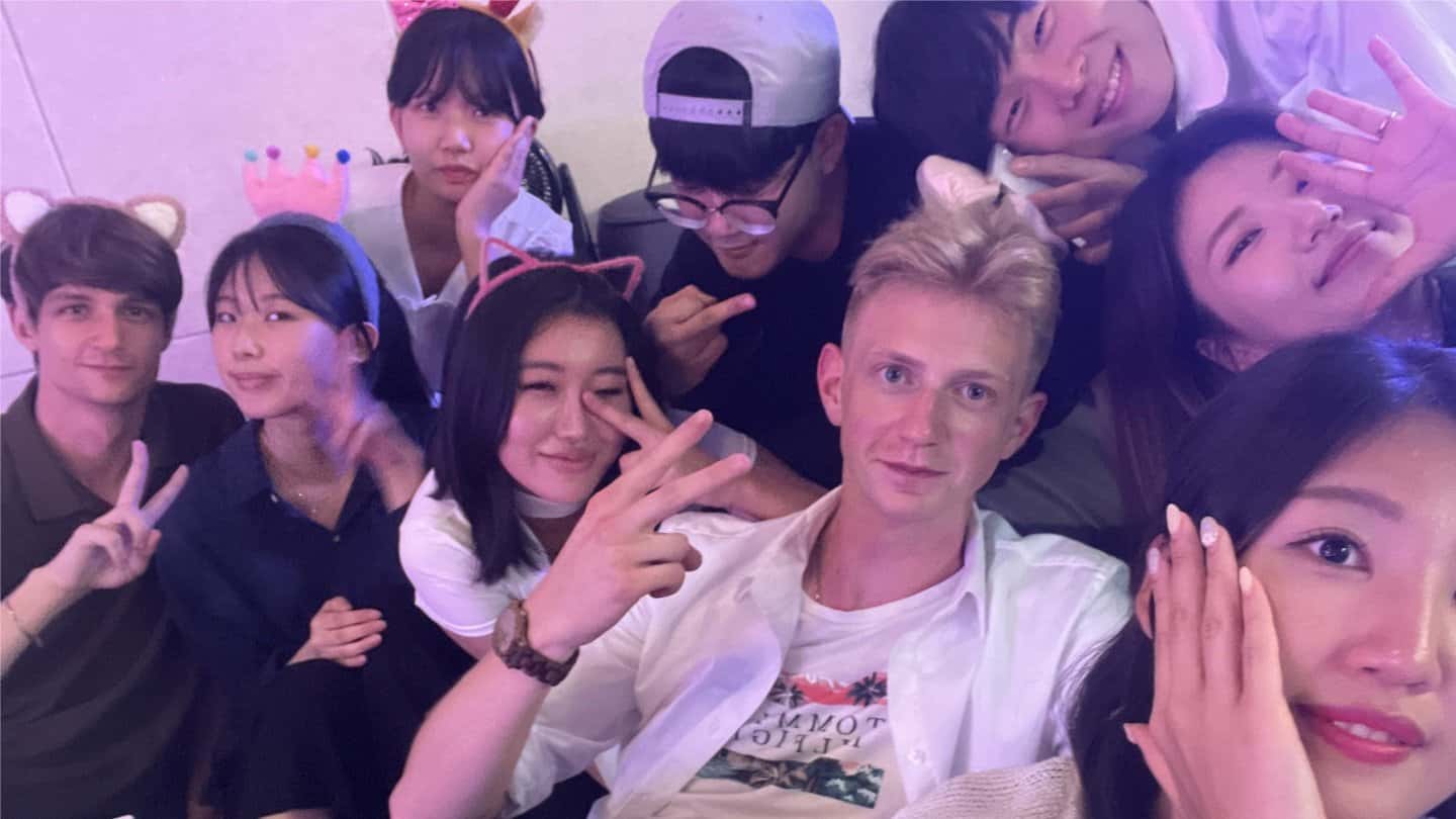 Meeting New Korean Friends In Jamsil, Seoul(Free Only for Foreigners)