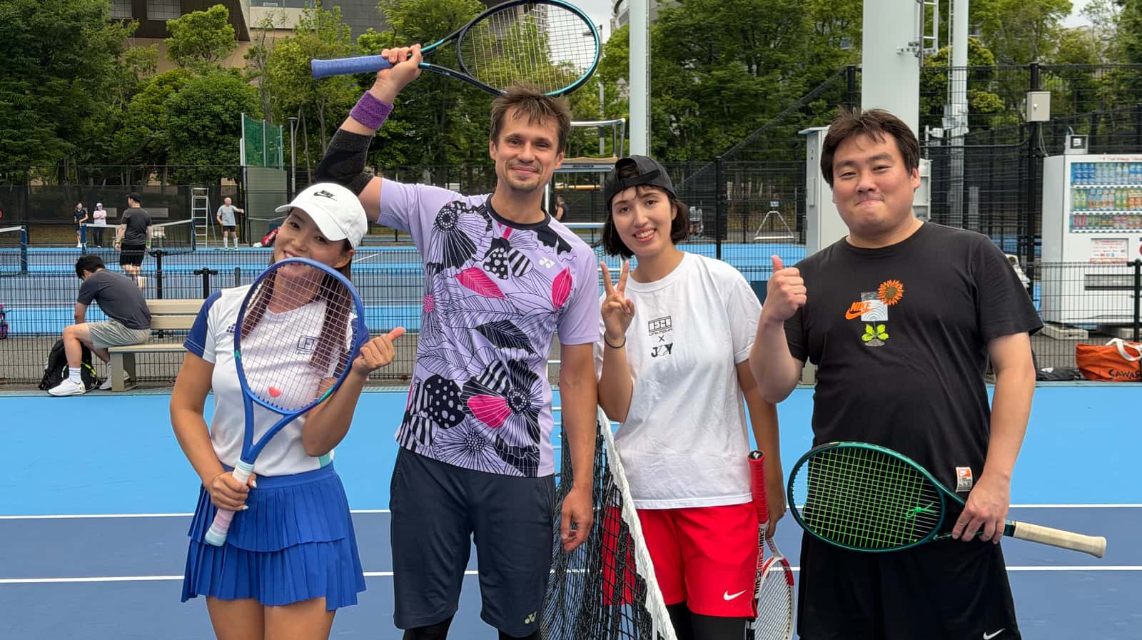 JOY TENNIS TOKYO weekday night tennis at Ariake 4-->5courts