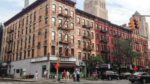 Hell's Kitchen Walking Tour -- and Free Live Music at Pier 84 on the Hudson!