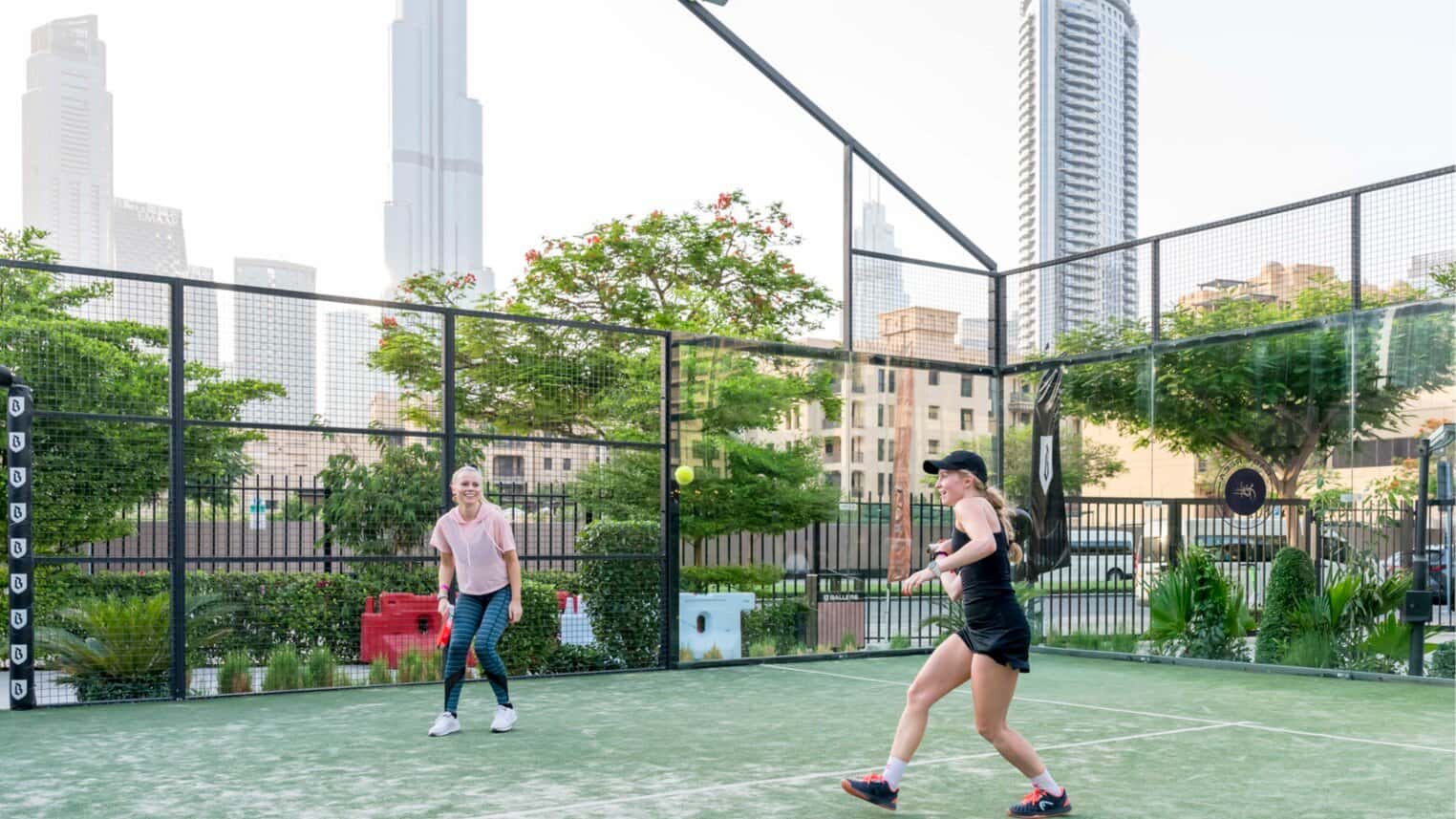 Padel Social Game (Racket & Balls Included)