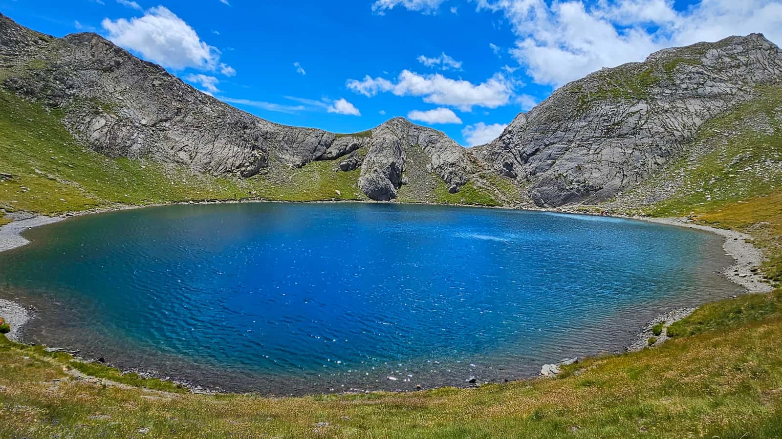 🌄Pirineo Aragonés – Pico de Bernatuara – Vértice de Anayet – Cascadas Secretas