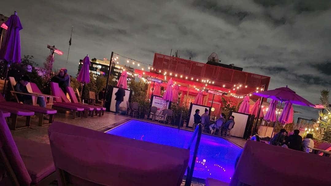 Rooftop Social Thursdays @ Broken Shaker in the FREEHAND Hotel