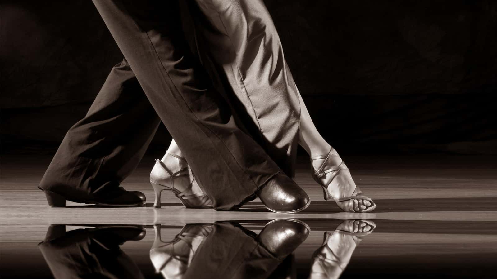 Ochos & Pivots: The Hidden Geometry of Tango (Pre-Intermediate and up)