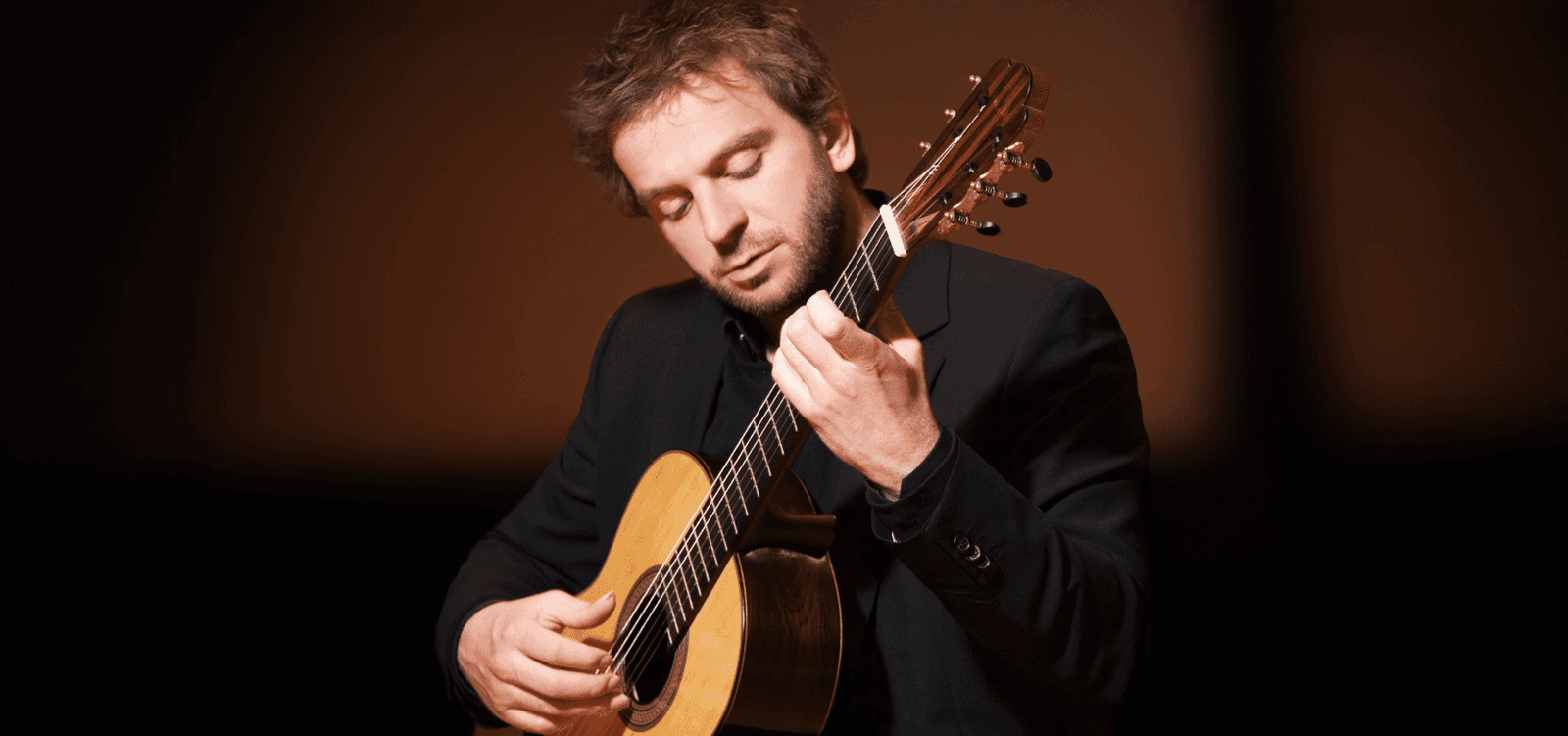 Masters on the Guitar: Marcin Dylla with Spanish-Mexican Program