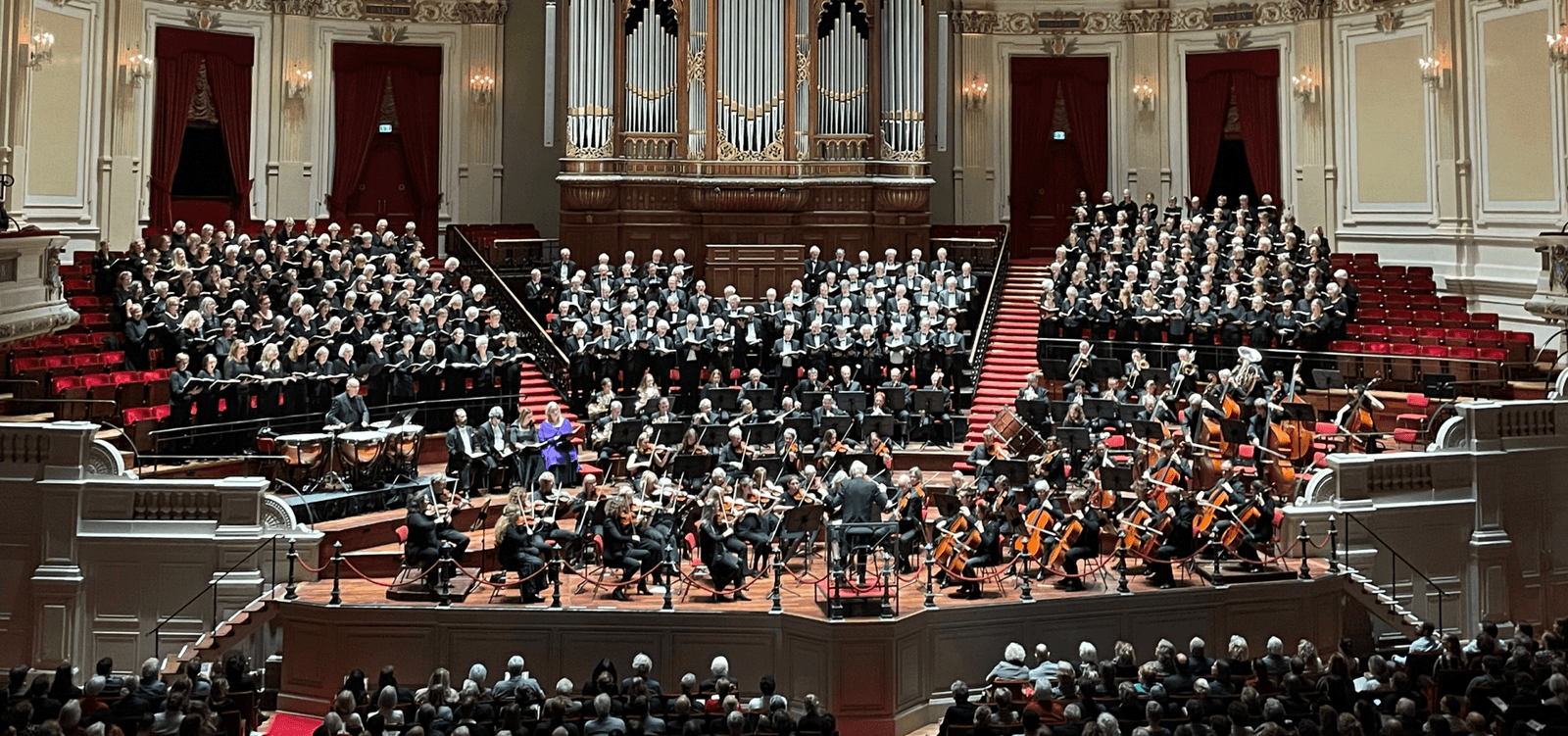Millennium Concert with Dvořák's Stabat Mater