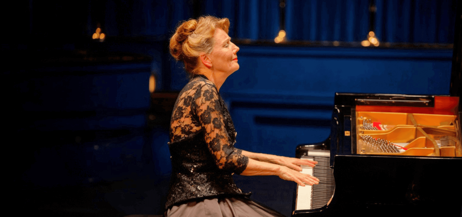 Kerstrecital Regina Albrink met Chopin en Gershwin