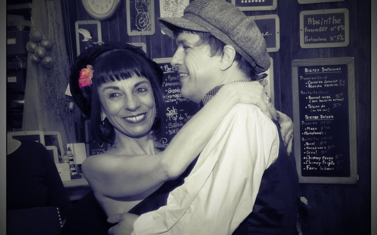 Cours de danse de bal — Paris 10e — 1er cours offert