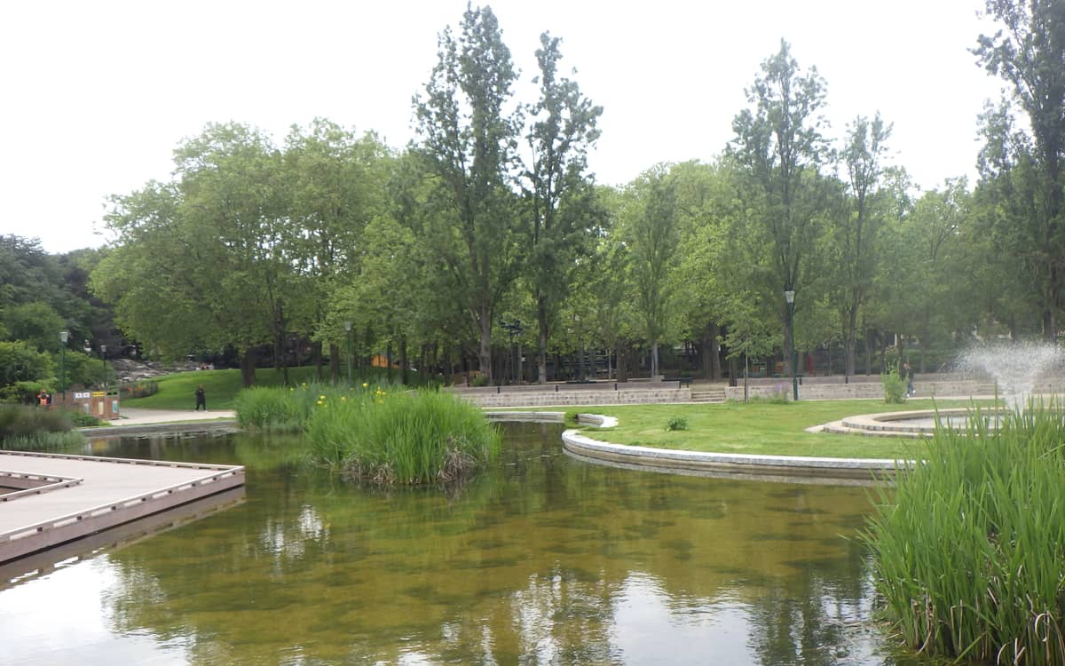 Visite guidée du parc Georges Brassens et ses bassins végétalisés