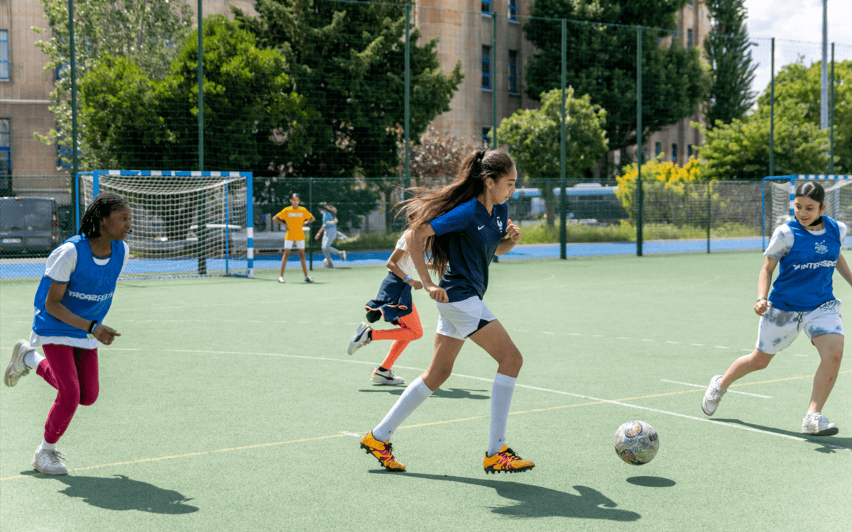 Paris Sportives : football avec l'association UP Sport ! Unis pour le Sport