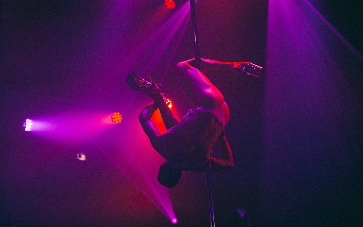 Atelier d'initiation à la Pole Dance dans le club de La Machine !