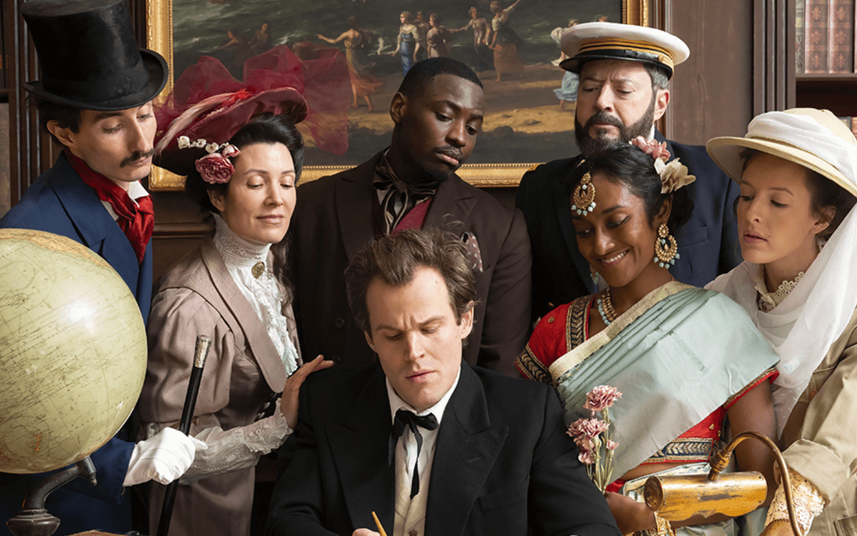 Travel with Jules Verne in an unforgettable immersive show at the Grand Hôtel des Rêves!