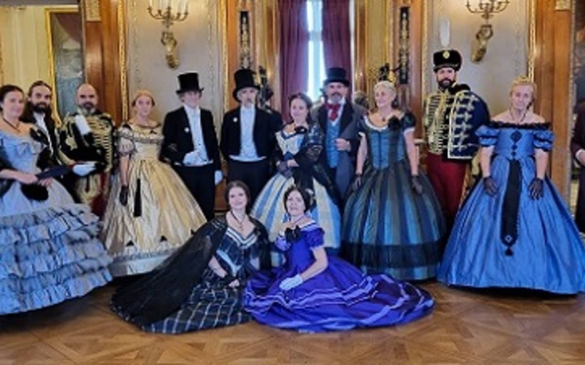 Agenda des bals costumés jusqu'a Noel 2026