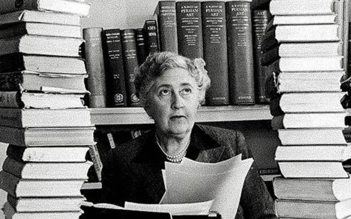 Tea-time et lectures : ambiance Agatha Christie