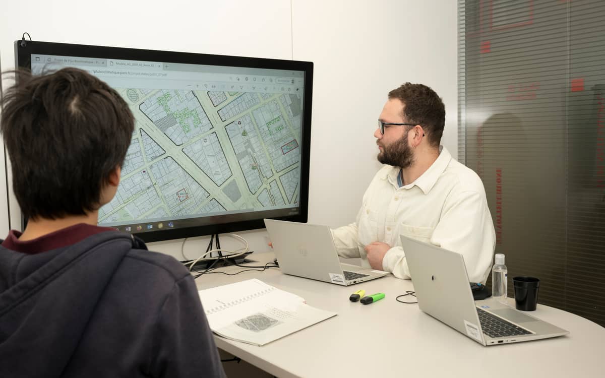 Découverte des métiers d'instructeur d'urbanisme et du paysage de la rue / Comment les demandes d'autorisation d'urbanisme sont-elles instruites ? Nos experts vous répondent !