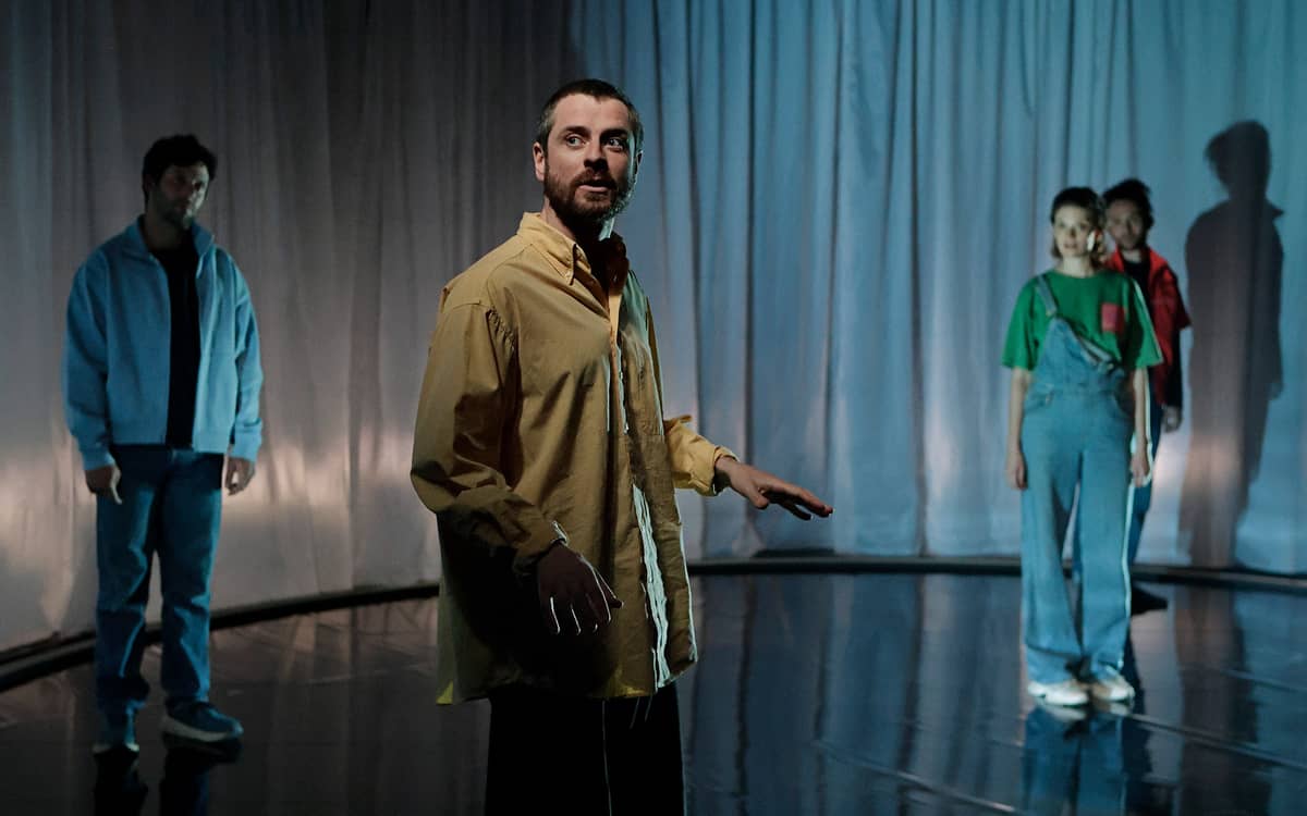 OVNI, Pauline Briand, Hugo Plassard : théâtre