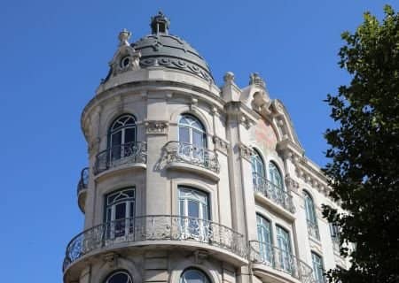 Walking Tour: Almirante Reis Avenue