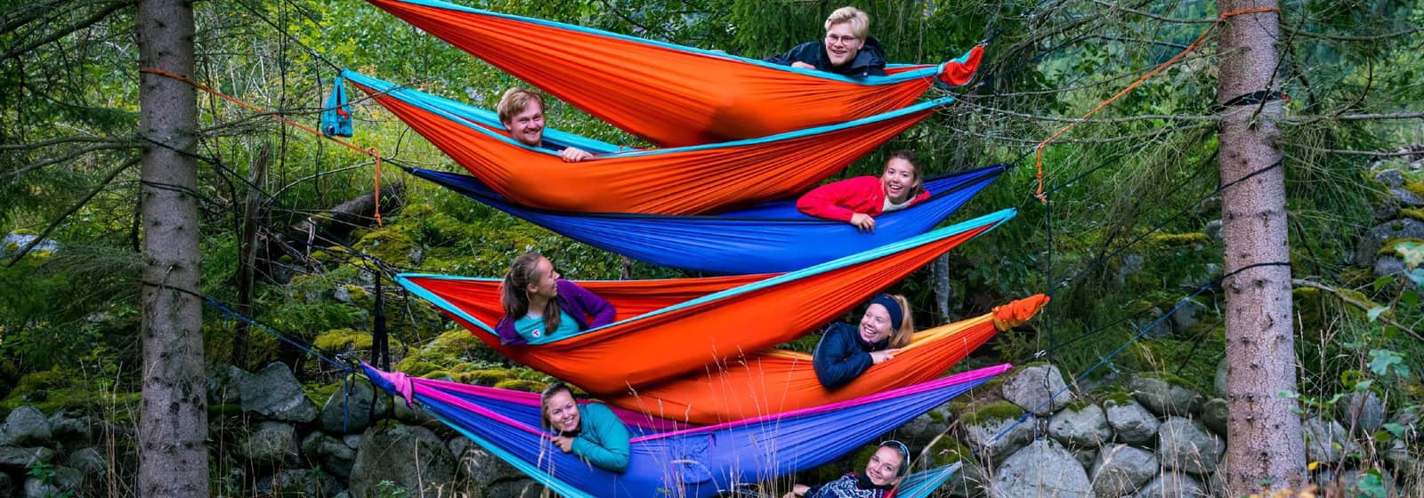 Natt i naturen og utekino på Dyrsnes med DNT ung