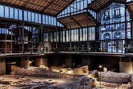 Cycle of itineraries, guided tours and workshops "Born de Nit"