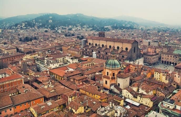 Seminari 'Ciutats per pensar Europa: Bolonya'