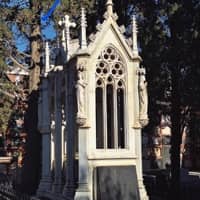 Itinerari 'Un passeig de dones al cementiri de Sarrià'