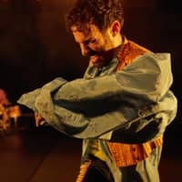 Espectacle de Circ "Caiguda lliure per a persones amb vertigen" a càrrec de Cia. Bragacadavra