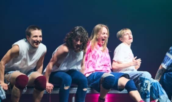 Espectacle "How Romantic, de Katerina Andreou", amb Carte Blanche - Companyia Nacional de Dansa de Noruega