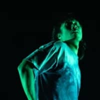 Espectacle "Unarmoured", amb Clara Furey