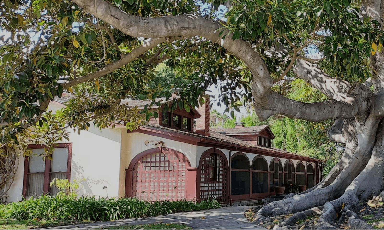 Tours and Photography in Rancho Los Alamitos Historic Ranch and Gardens