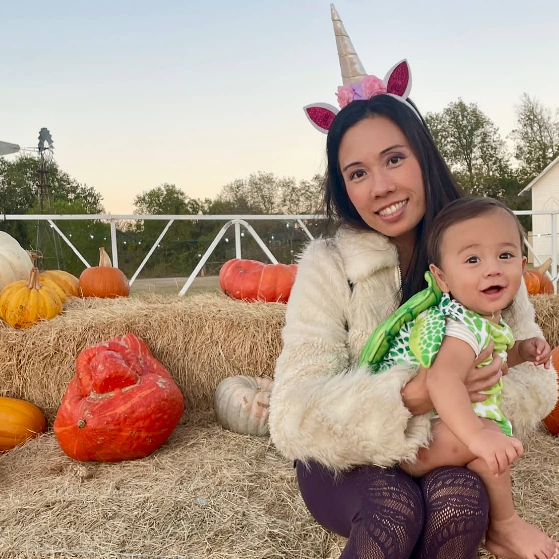 Costumes & Coos: A BABY’S FIRST HALLOWEEN PLAYDATE