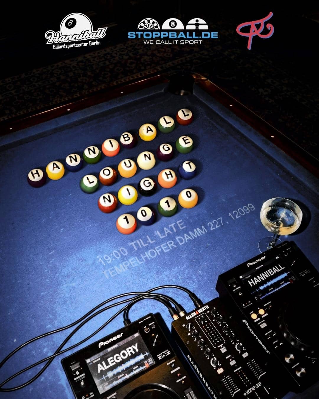 Hanniball Lounge Night