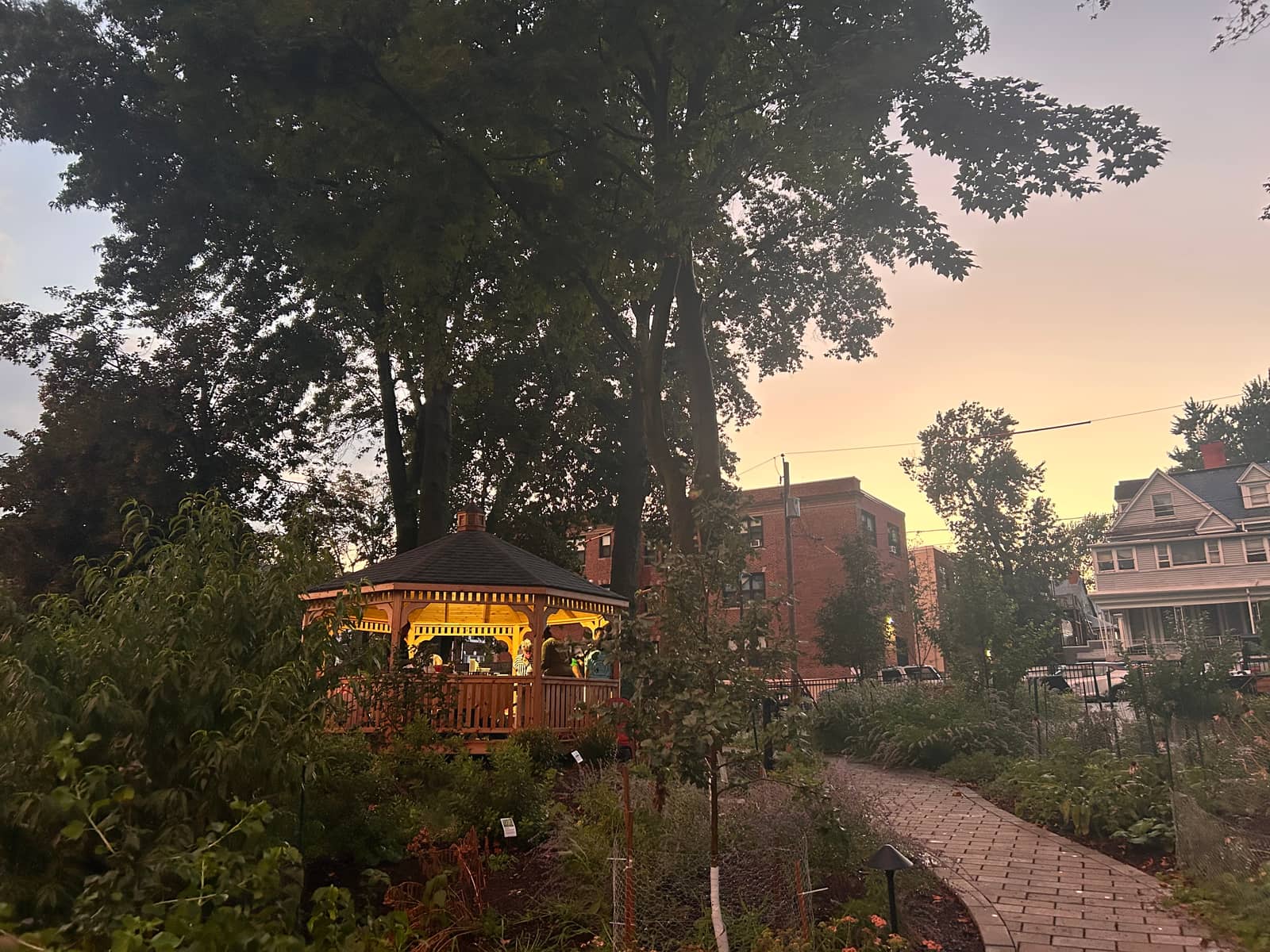 Maple Street Garden Tours and Worknight