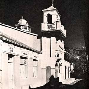 Aristo Cats and Salty Sea Dogs - A Heritage Walking Tour Through Simon's Town