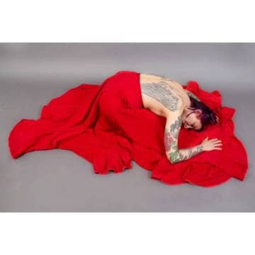 Anabel Manzueto presenta: Mis Otras Yo
