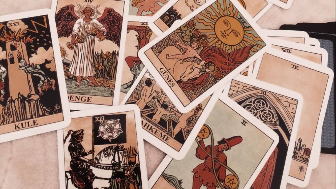 Tarot Round Robin