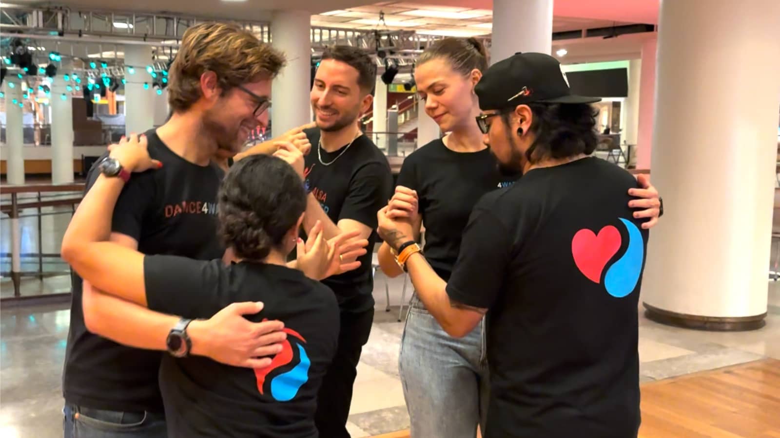 Cuban Salsa Classes in London (Free absolute beginners class)