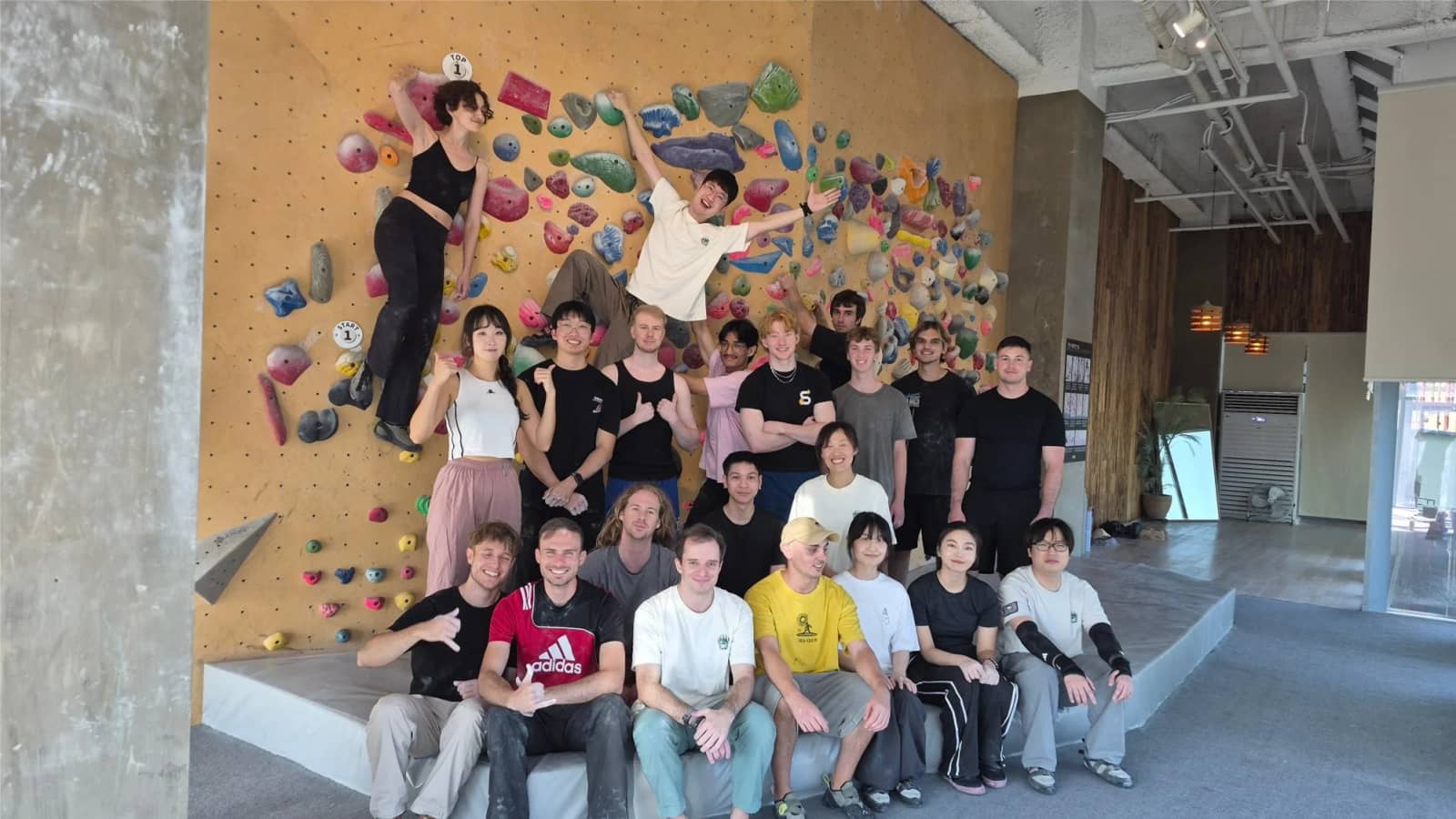 💜 BOULDERING [All Levels] @ The Climb Isu 🧗🏻✨