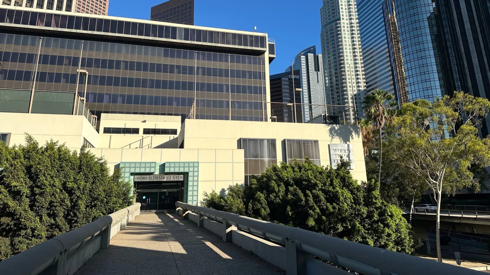 Bunker Hill Urban Hike-Pedways & Angels Flight