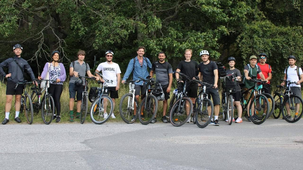 🚴‍♂️ Bike Ride to Hellasgården 🌲🌊
