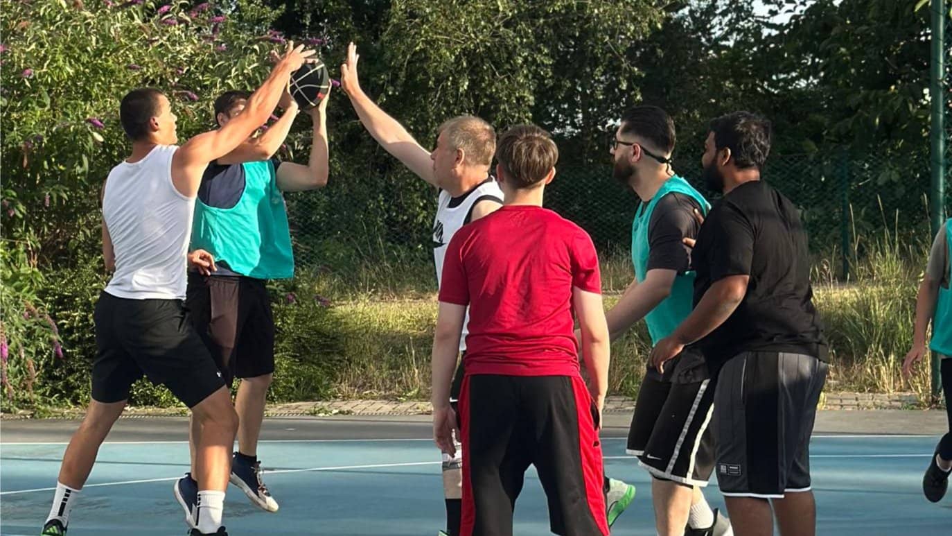 🏀 Social Basketball – Open Play for All Levels (No Stress, Just Play)