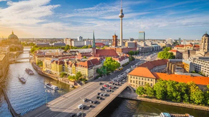 Afternoon Walk+Coffee in Berlin: Alexanderplatz to Zoologischer 👣🚶🚶‍♀️☀️🥐☕🍪