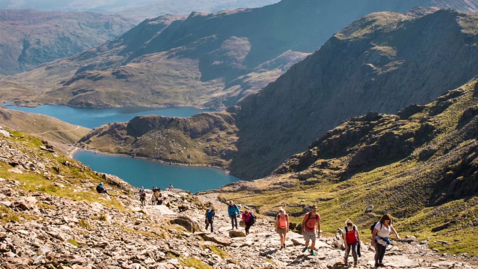 ⛰️ Hiking Snowdon – The Highest Mountain in Wales (Final Trip of the Season)