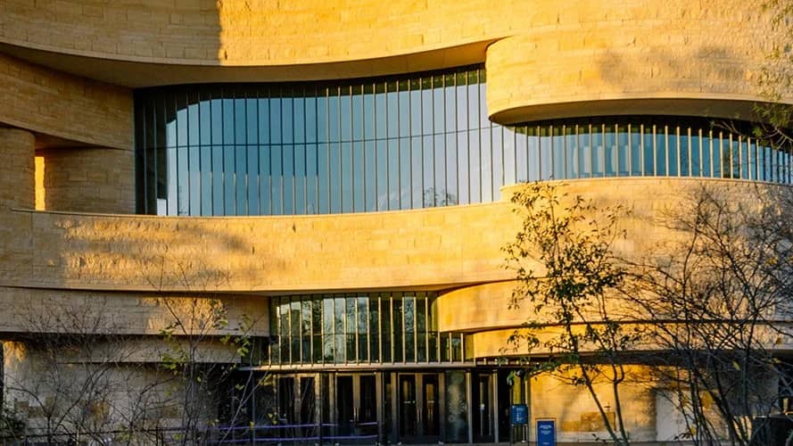 Draw together at the National Museum of the American Indian