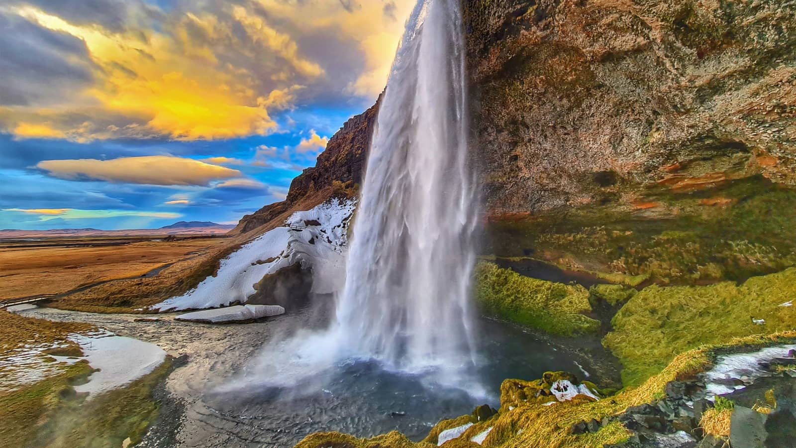 Hiking & Roadtrip in Iceland
