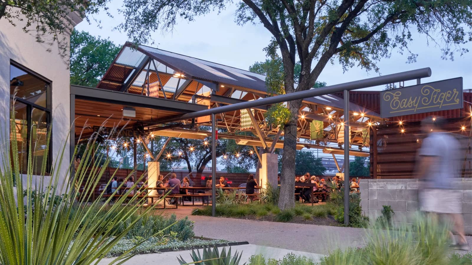 Austin UX Happy Hour – Sep 24 @ Easy Tiger - Linc