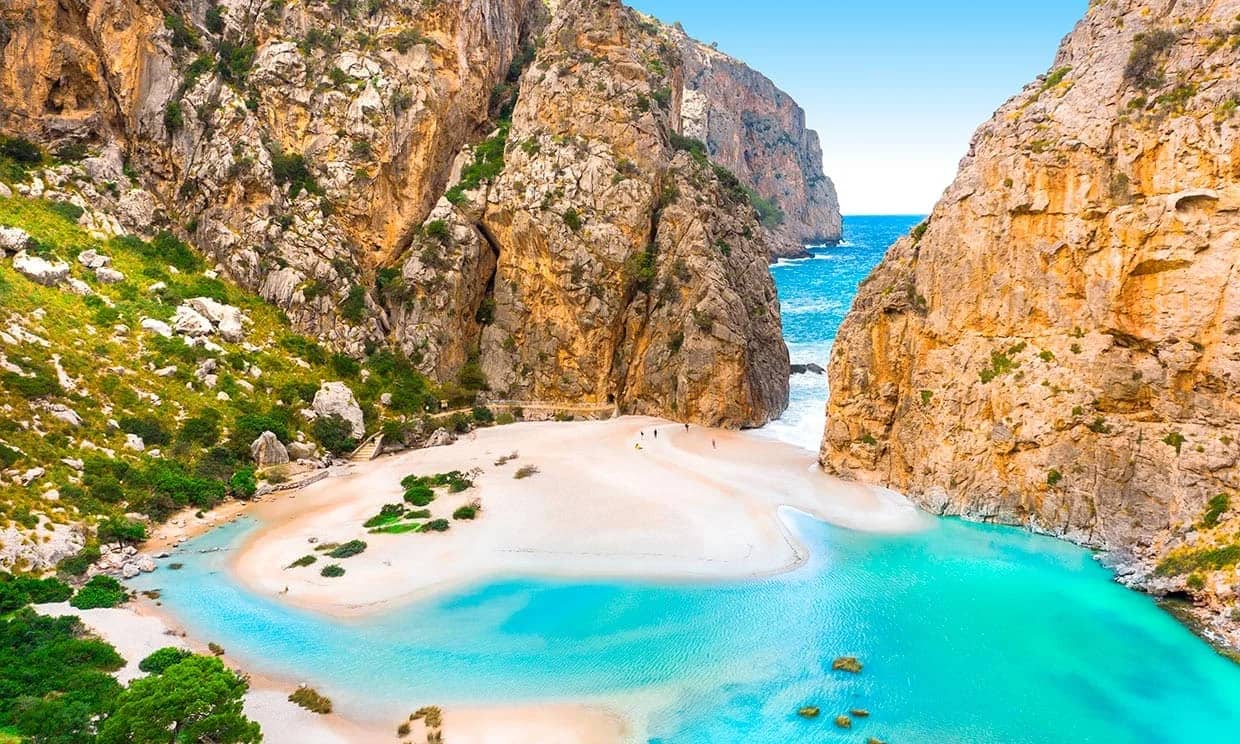 Isla de Mallorca entorno al puente de Octubre